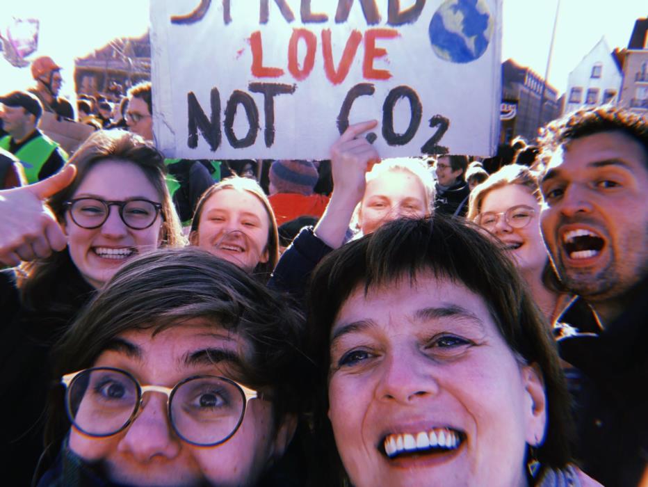 "Spread love, not CO2"